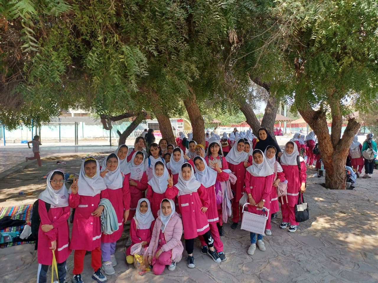 اردو پارک جنگلی  چهارم شبنم 