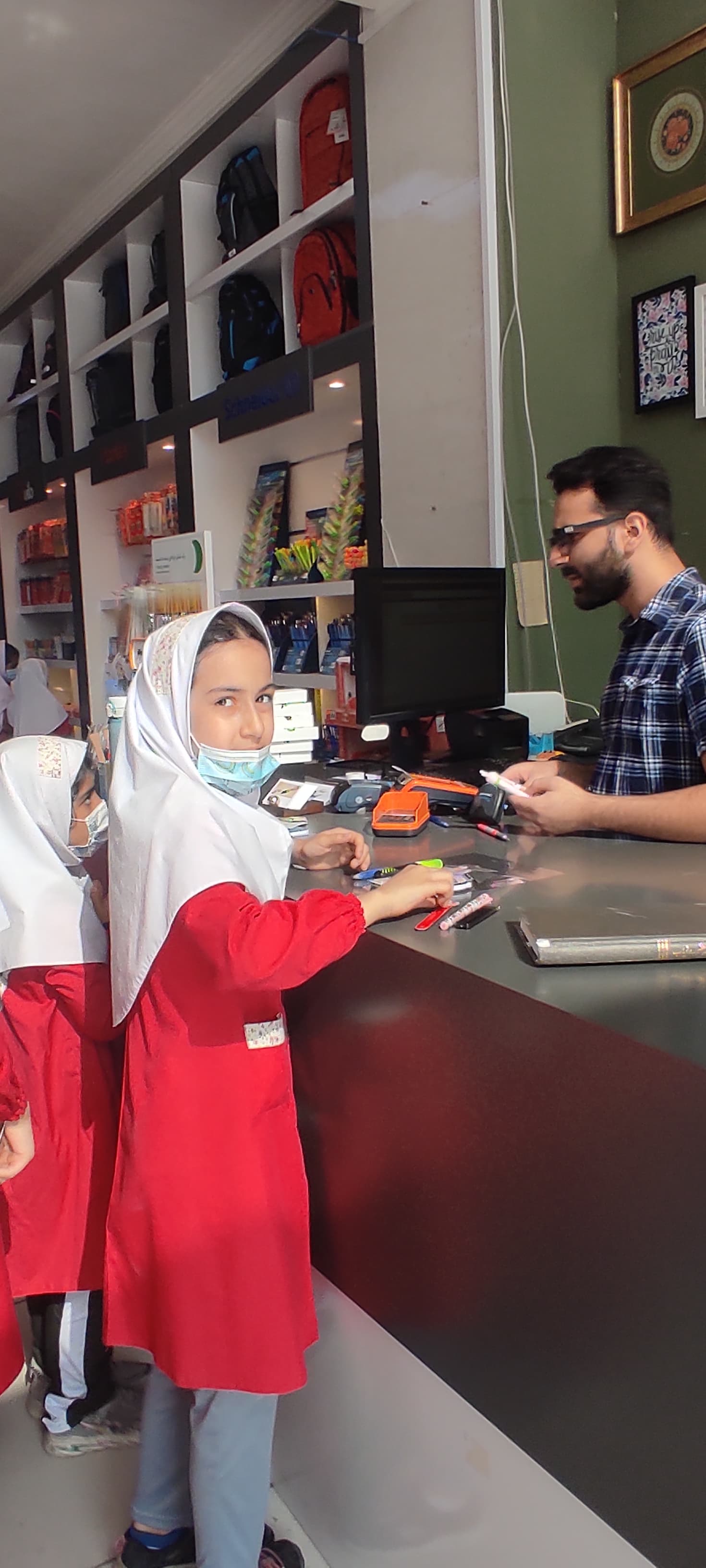 بازدید از محله و خرید و فروش دختران گل فاطمی 