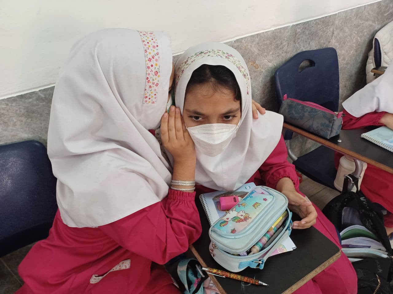 یک کلاغ  چهل کلاغ چهارم شبنم 