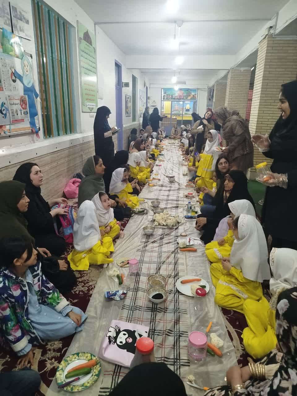 به وقت ترشی مادر و دختری کودکستان ها فاطمی