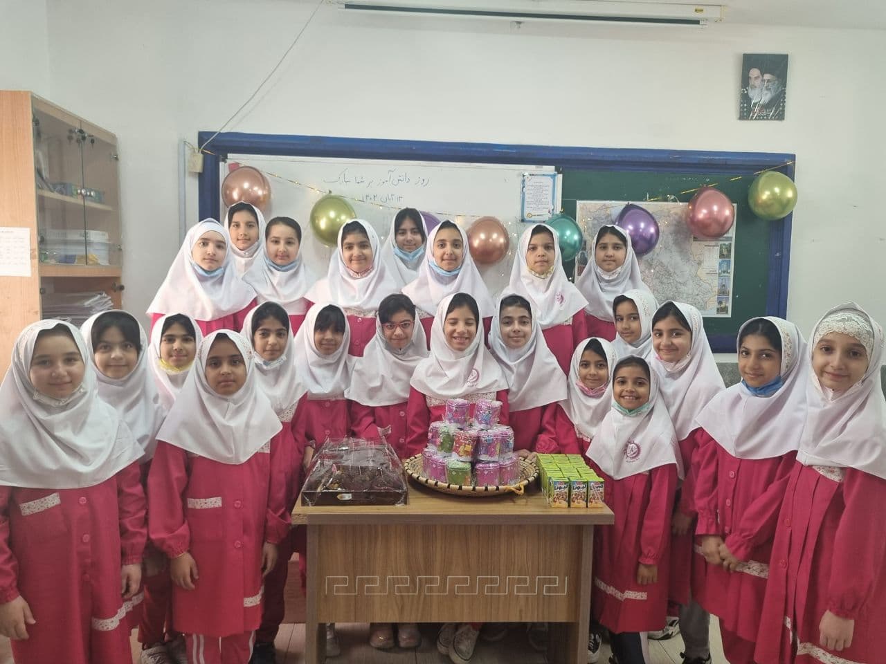 فعالیت های کلاس چهارم شقایق